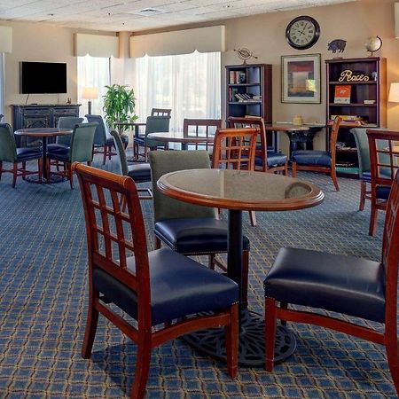 Howard Johnson By Wyndham Amherst Hadley Esterno foto
