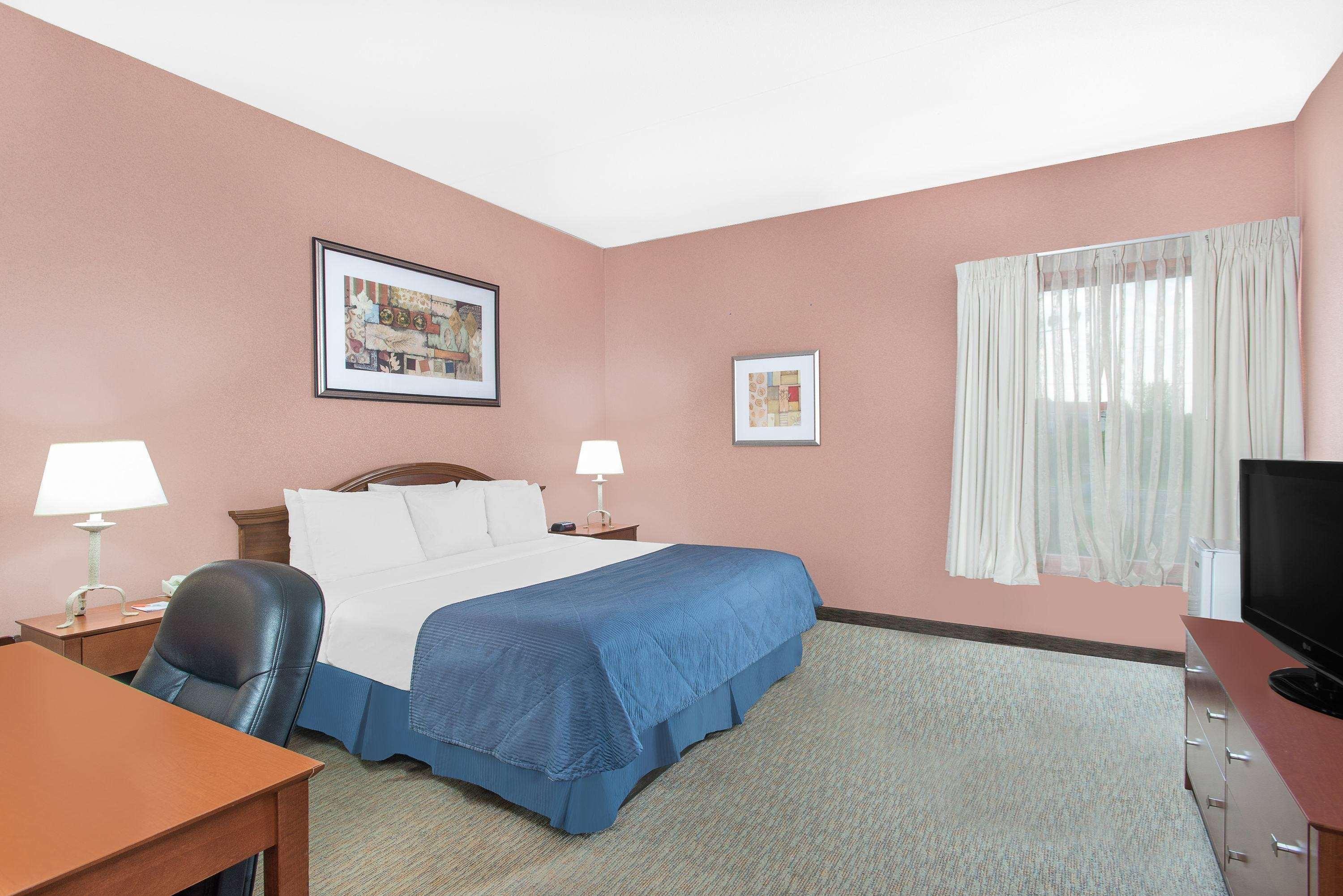 Howard Johnson By Wyndham Amherst Hadley Esterno foto