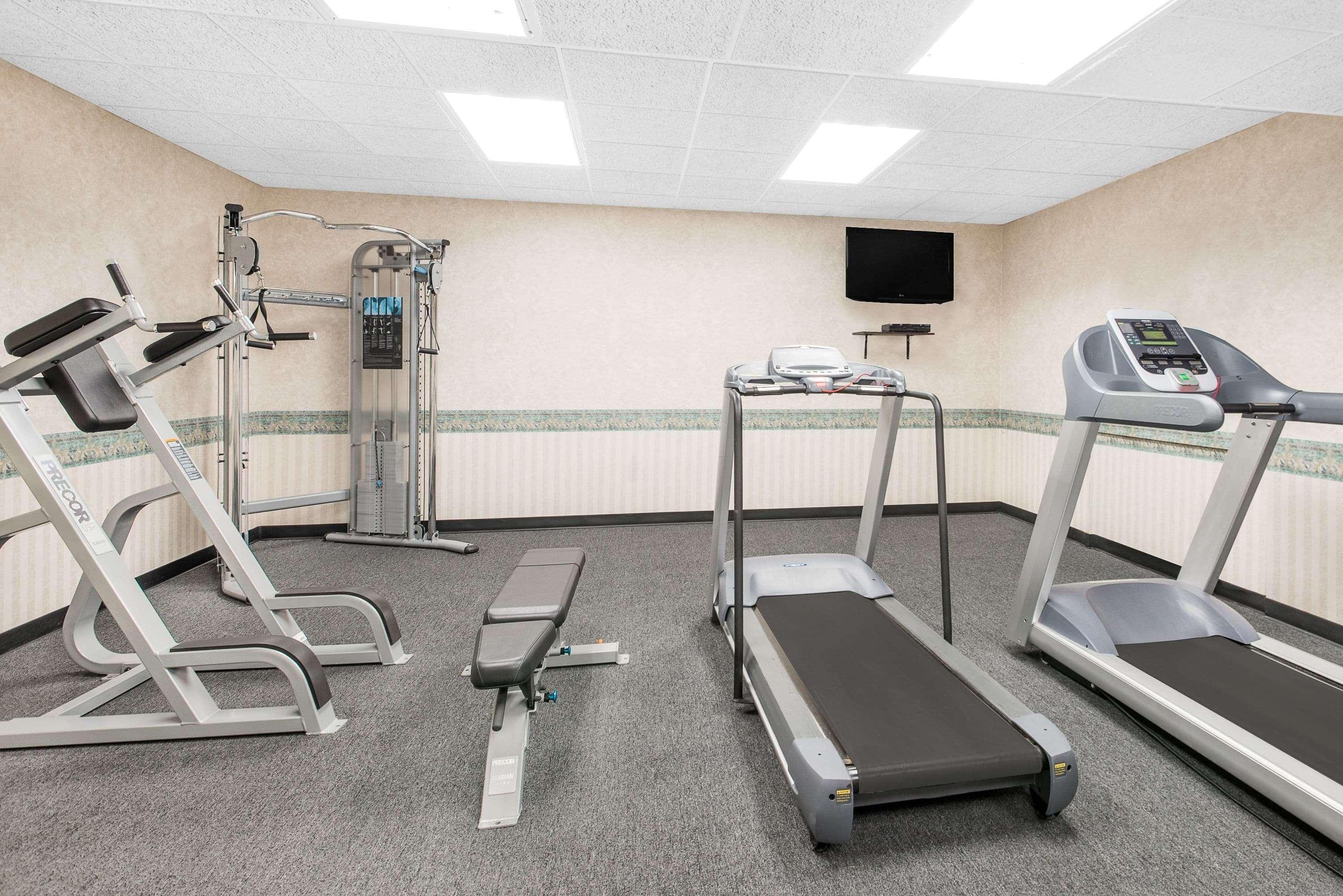 Howard Johnson By Wyndham Amherst Hadley Esterno foto