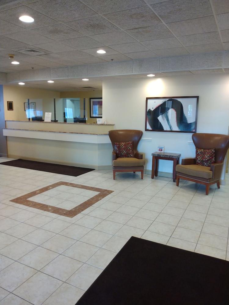 Howard Johnson By Wyndham Amherst Hadley Esterno foto